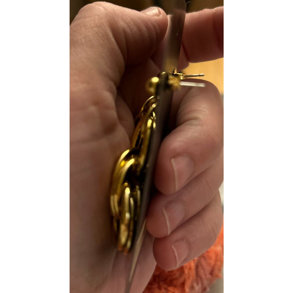 Avon 1970s Gold Ring Earrings - Picture 5 of 11